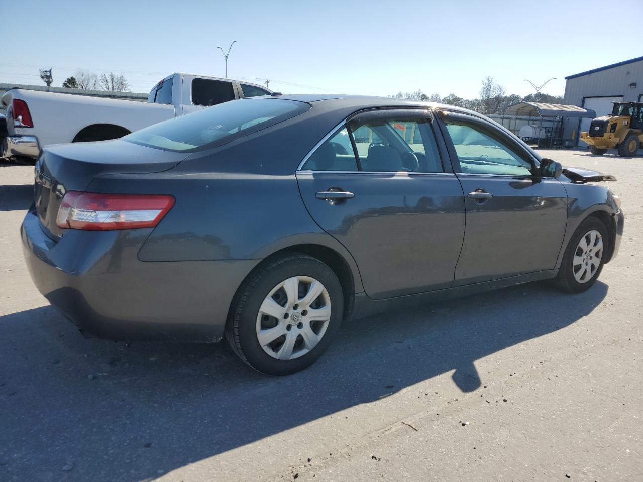 2011 Toyota Camry VIN 4T1BF3EK0BU121640 Copart auction photo, front end / rear end damage thumbnail 3