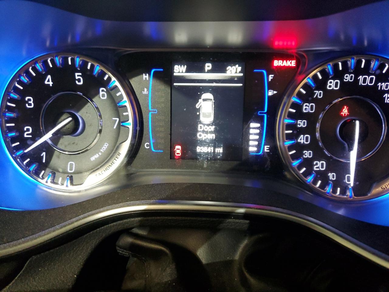 2015 Chrysler 200 VIN 1C3CCCAB5FN631414 Copart auction photo, front end / minor dent/scratches damage thumbnail 9