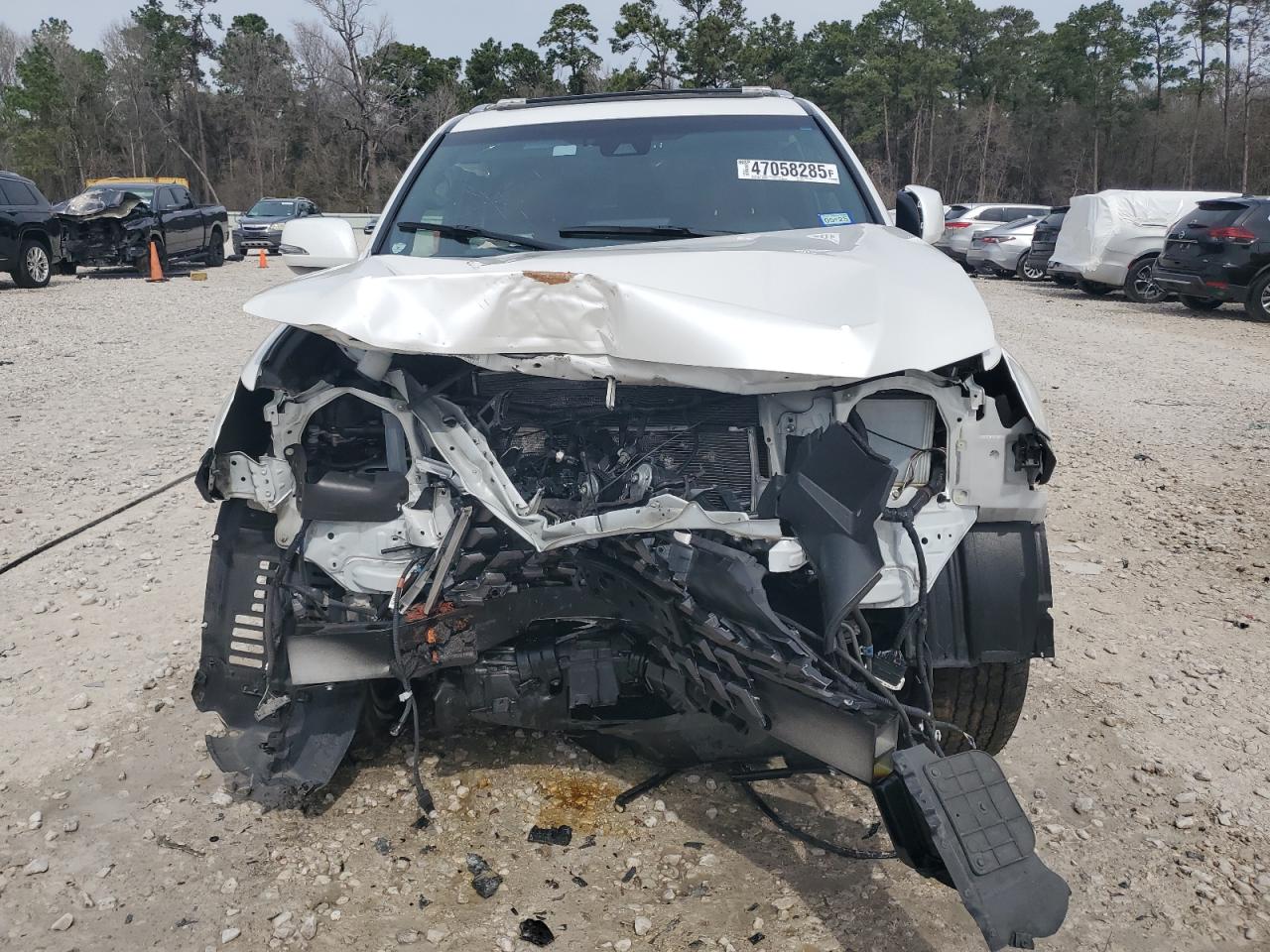2022 Lexus GX VIN JTJAM7BX9N5327757 Copart auction photo, front end / minor dent/scratches damage thumbnail 5