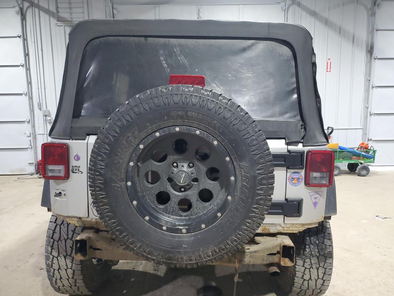 2008 Jeep Wrangler VIN 1J4GA39128L547574 Copart auction photo, side / minor dent/scratches damage thumbnail 6
