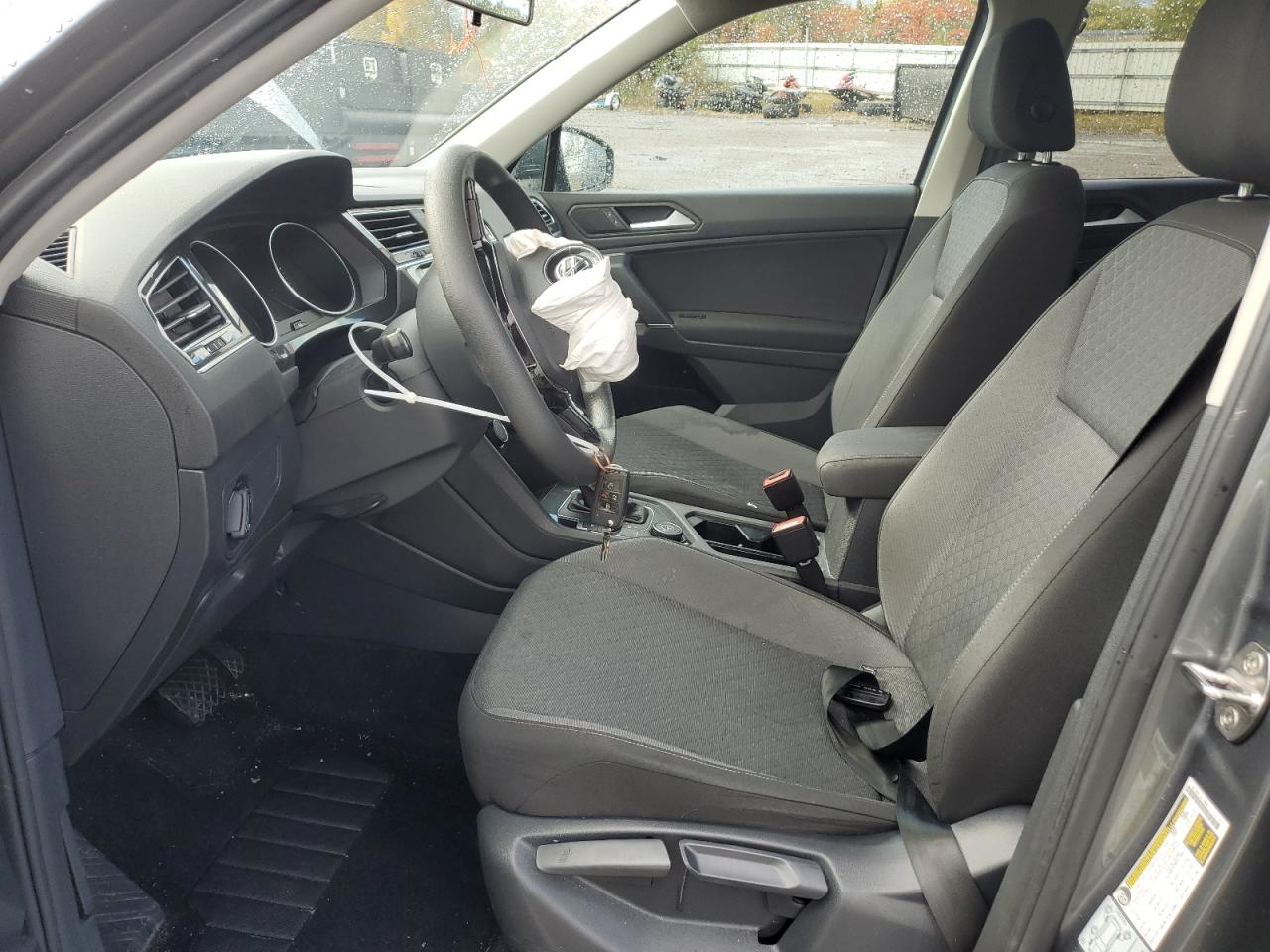 2020 Volkswagen Tiguan VIN 3VV0B7AX7LM142993 Copart auction photo, front end / side damage thumbnail 7
