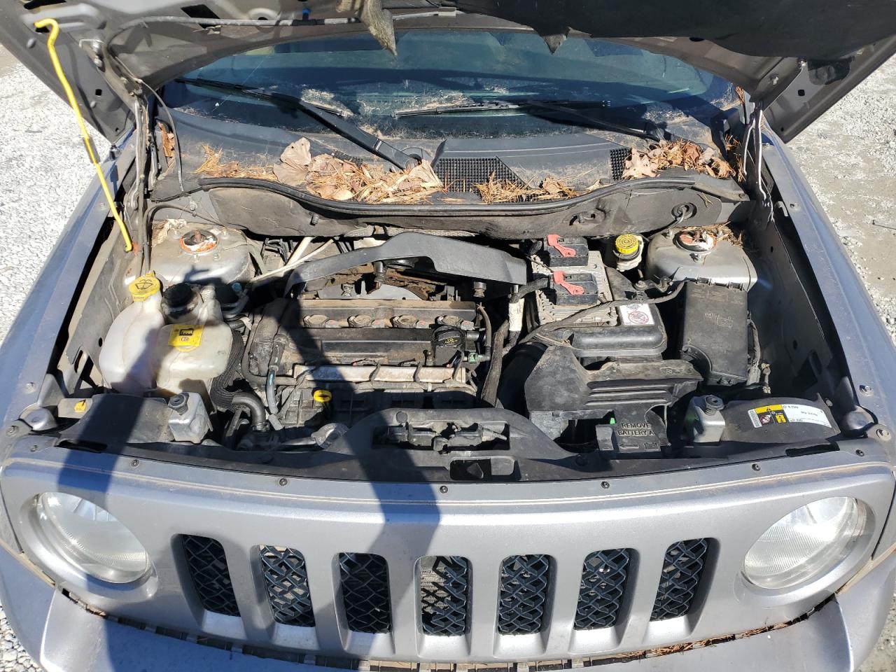 2015 Jeep Liberty (Patriot) VIN 1C4NJPFB1FD158076 Copart auction photo, mechanical / minor dent/scratches damage thumbnail 12