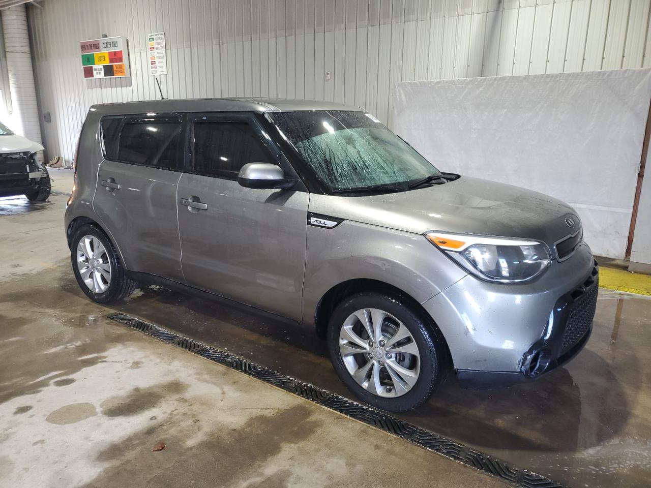 2016 KIA Soul VIN KNDJP3A56G7240344 Copart auction photo, front end damage thumbnail 4