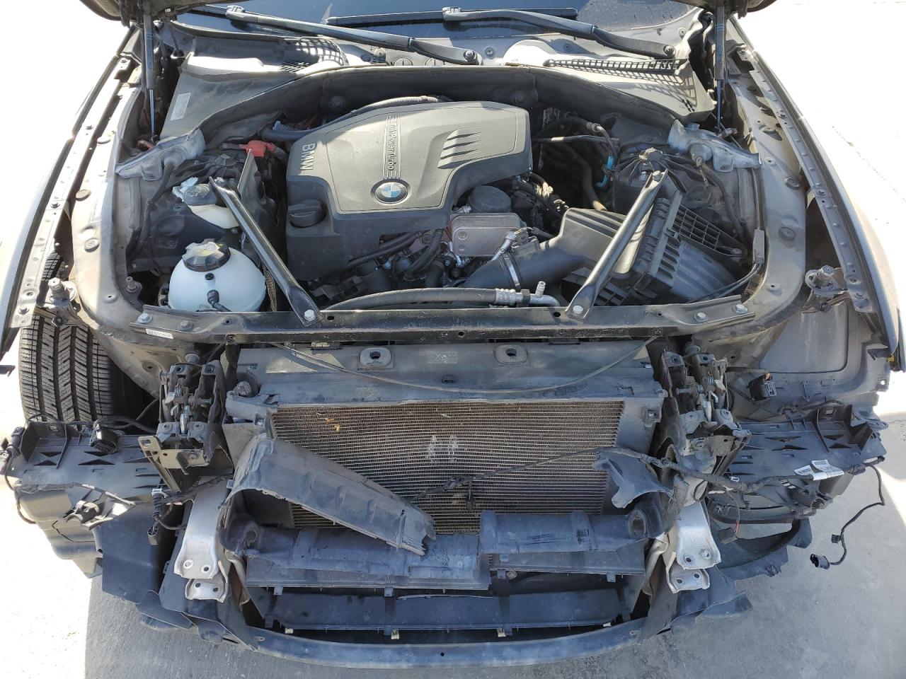 2016 BMW 5er VIN WBA5A5C58GG347484 Copart auction photo, front end damage thumbnail 11
