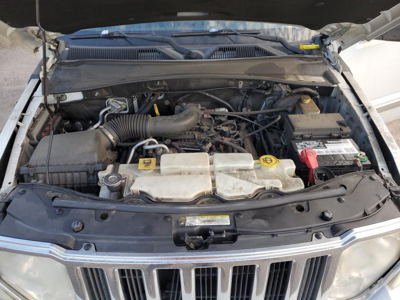 2011 Jeep Liberty (North America) VIN 1J4PN5GK1BW525308 Copart auction photo, front end damage thumbnail 12