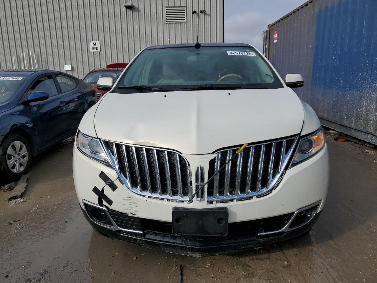 2013 Lincoln MKX VIN 2LMDJ8JK6DBL47690 Copart auction photo, front end damage thumbnail 5