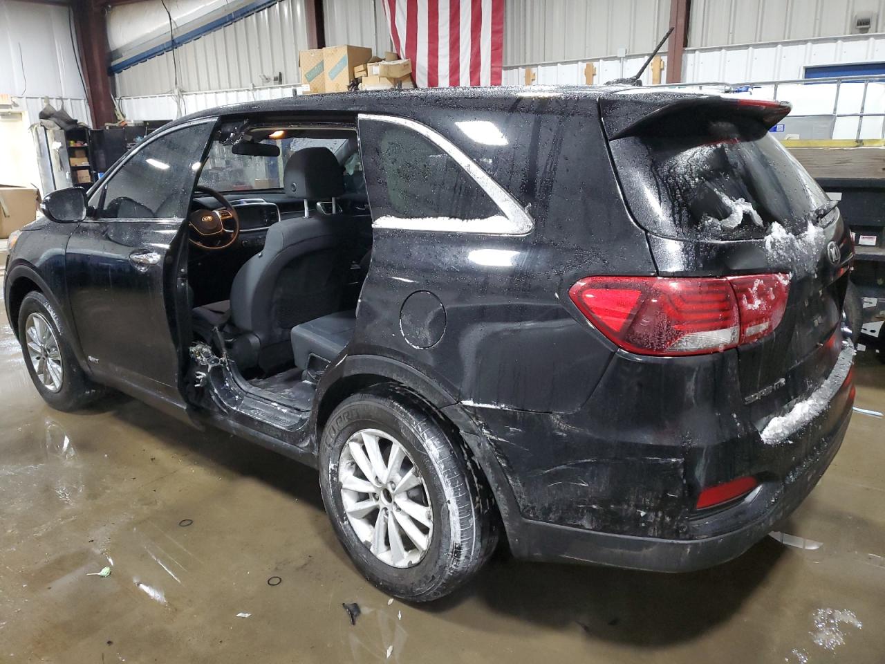 2019 KIA Sorento VIN 5XYPGDA34KG514926 Copart auction photo, side damage thumbnail 2