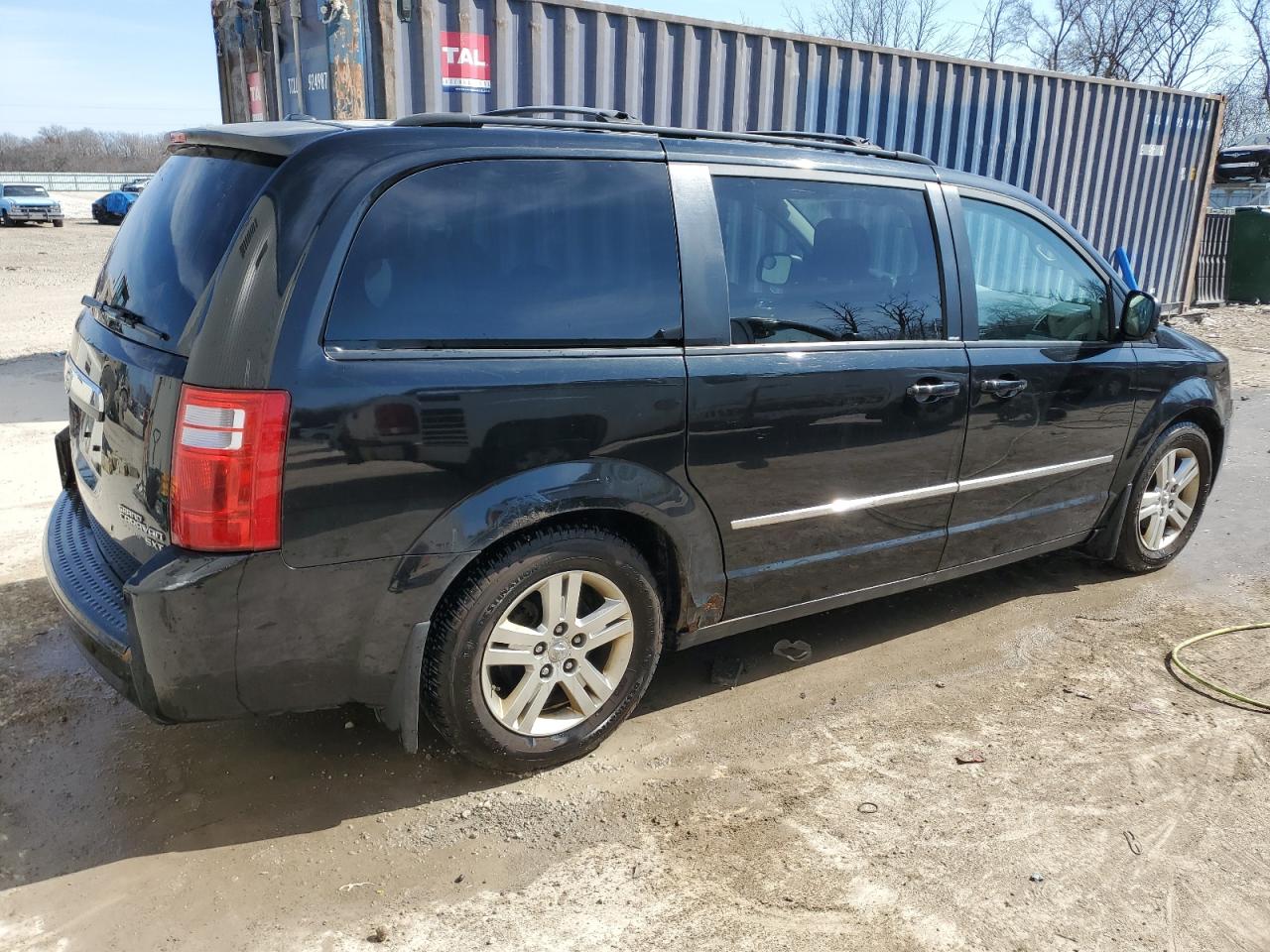 2010 Dodge Caravan VIN 2D4RN6DX4AR372003 Copart auction photo, side / front end damage thumbnail 3