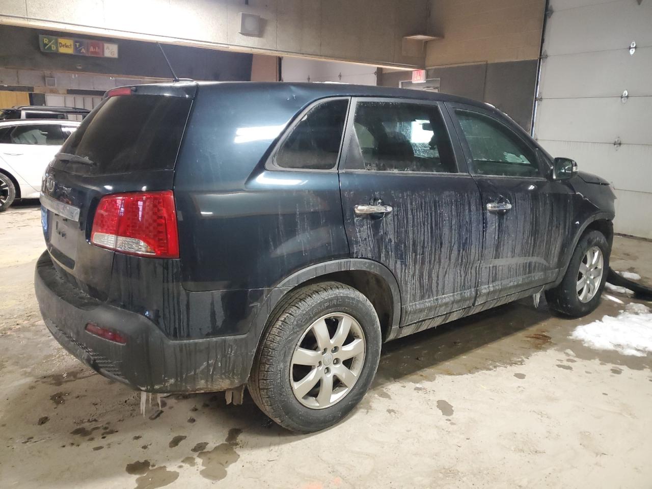 2012 KIA Sorento VIN 5XYKT4A13CG242200 Copart auction photo, front end / mechanical damage thumbnail 3