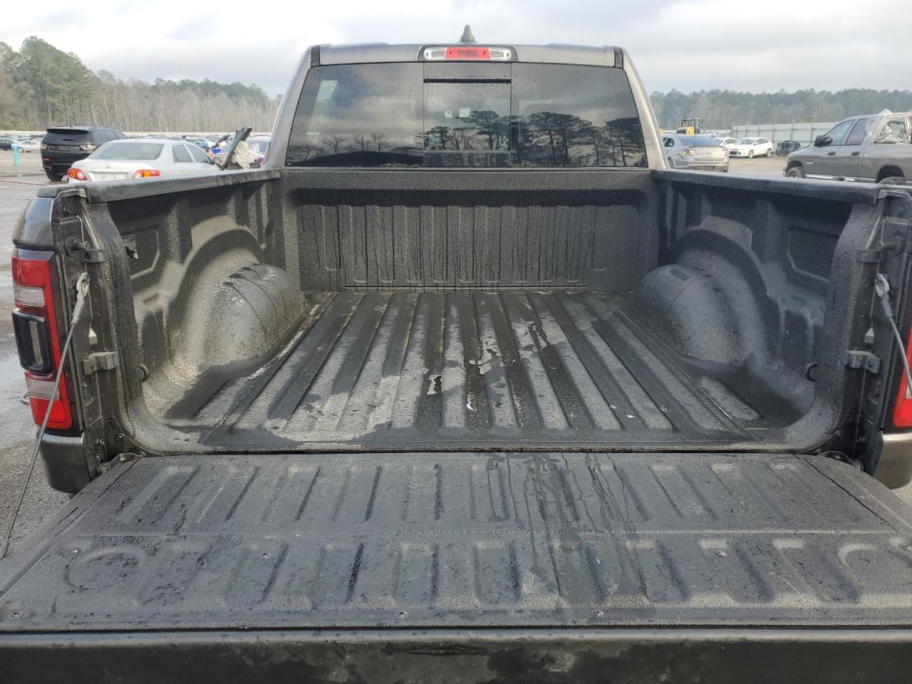 2021 RAM 1500 VIN 1C6SRFLTXMN760802 Copart auction photo, side / front end damage thumbnail 6