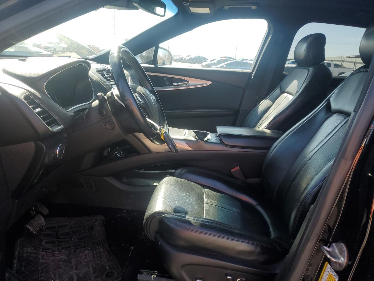 2016 Lincoln MKX VIN 2LMTJ8LRXGBL34919 Copart auction photo, front end / minor dent/scratches damage thumbnail 7