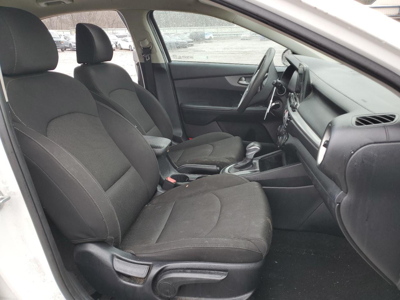 2019 KIA Forte VIN 3KPF24AD8KE075987 Copart auction photo, undercarriage / side damage thumbnail 7