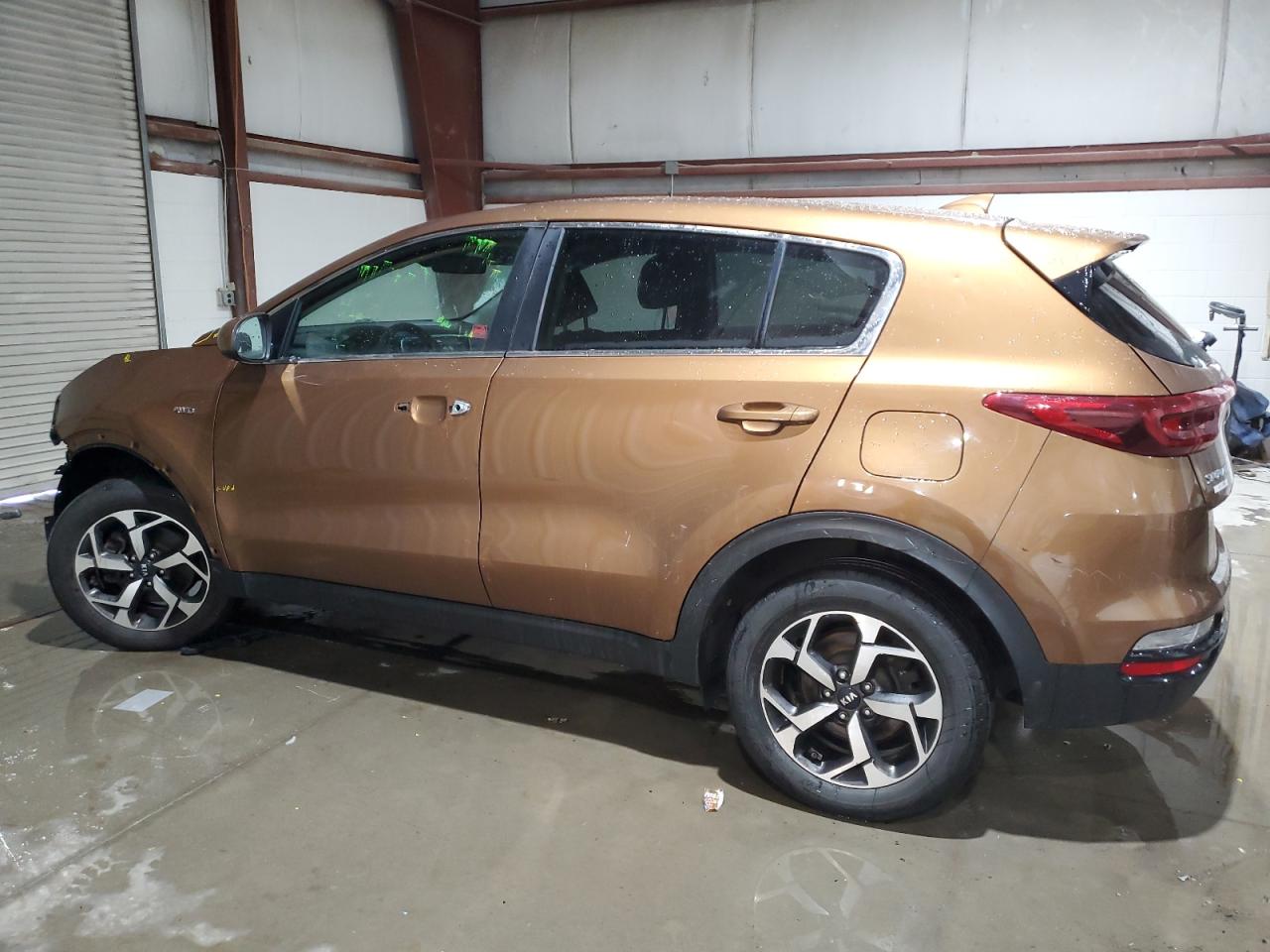 2020 KIA Sportage VIN KNDPMCAC0L7795172 Copart auction photo, front end / side damage thumbnail 2