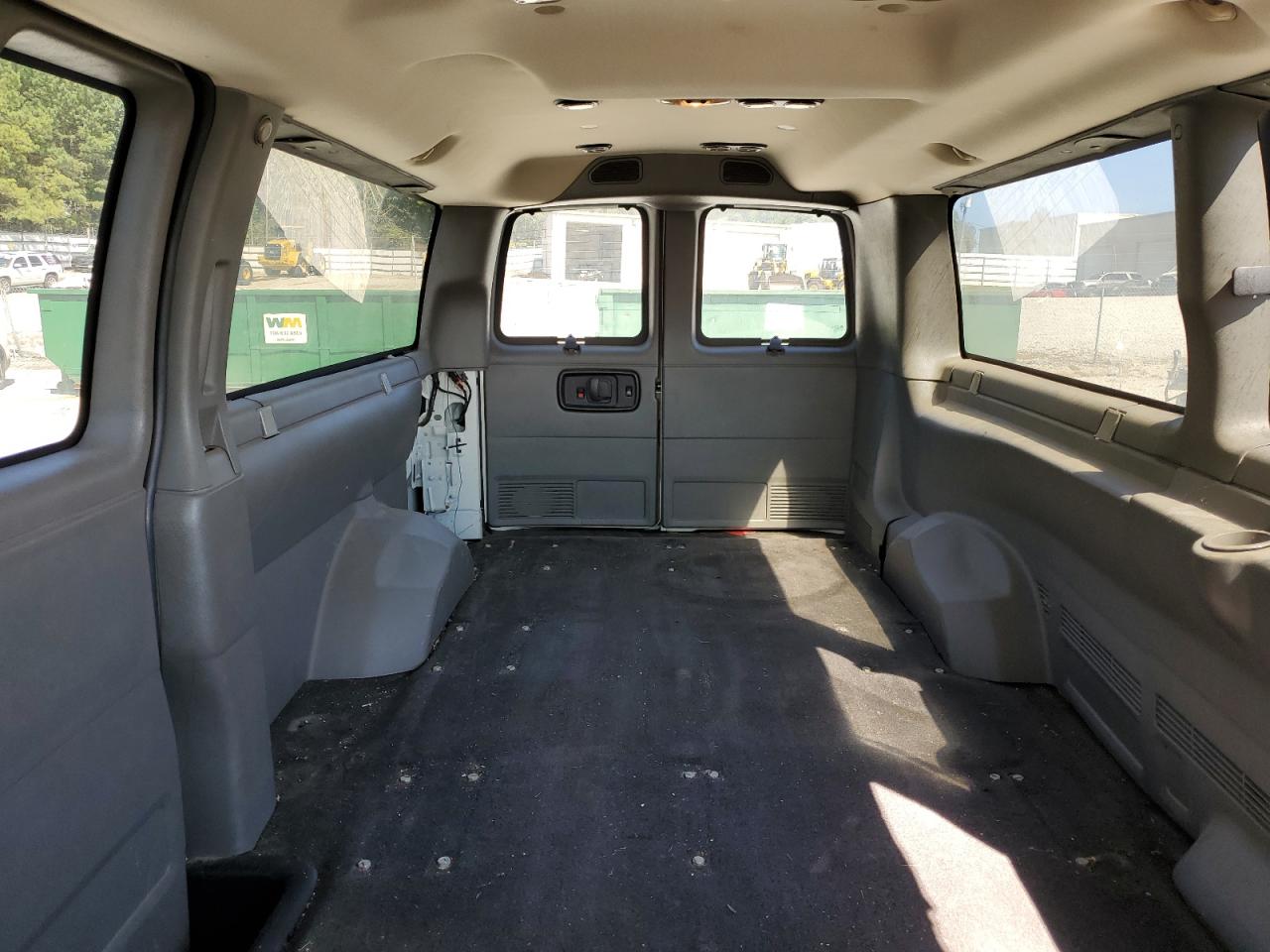 2015 Chevrolet Express VIN 1GBZG1FF9F1199822 Copart auction photo, side / minor dent/scratches damage thumbnail 10
