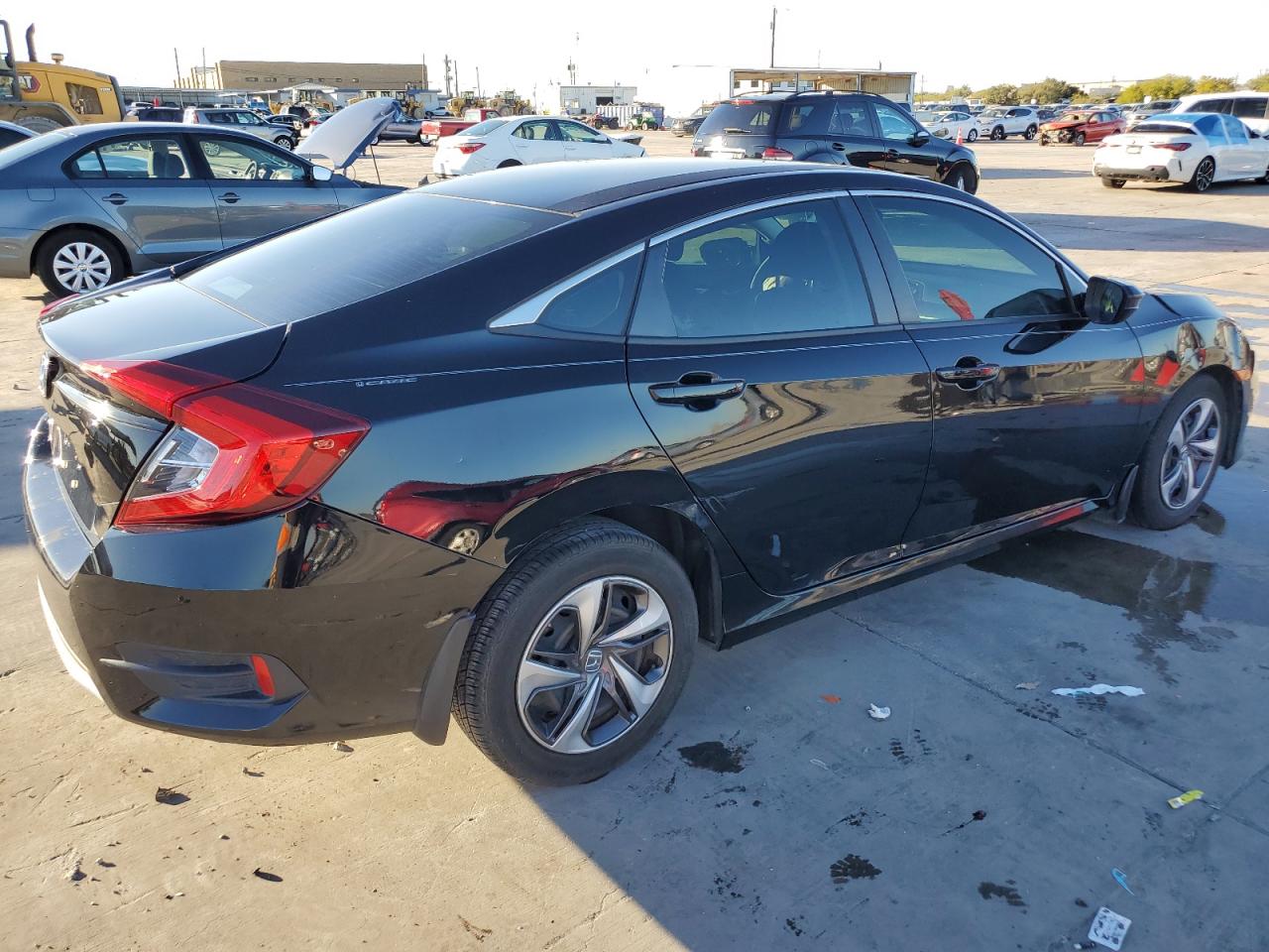 2020 Honda Civic VIN 19XFC2F63LE019047 Copart auction photo, all over damage thumbnail 3
