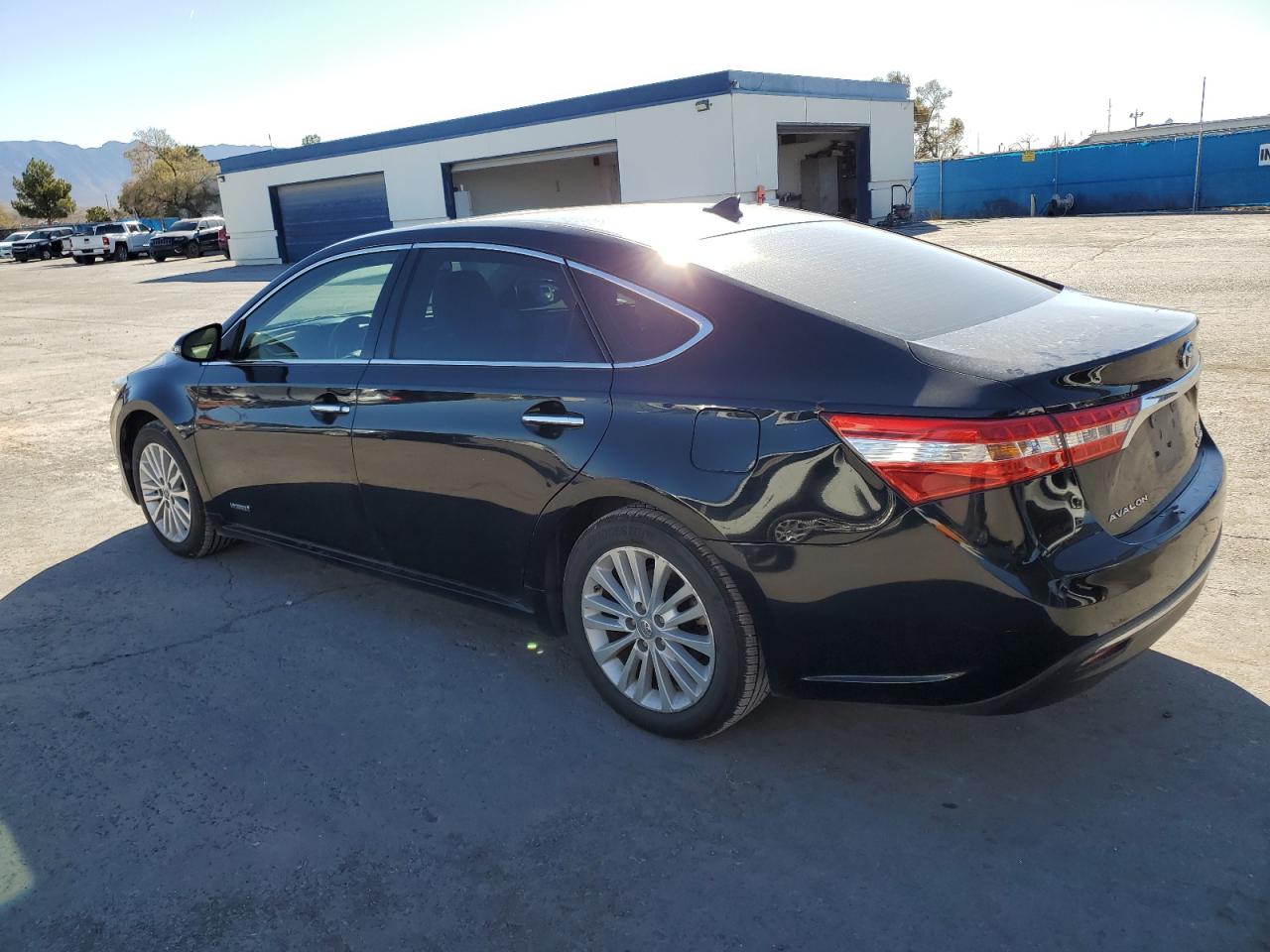 2013 Toyota Avalon VIN 4T1BD1EB5DU002804 Copart auction photo, minor dent/scratches damage thumbnail 2