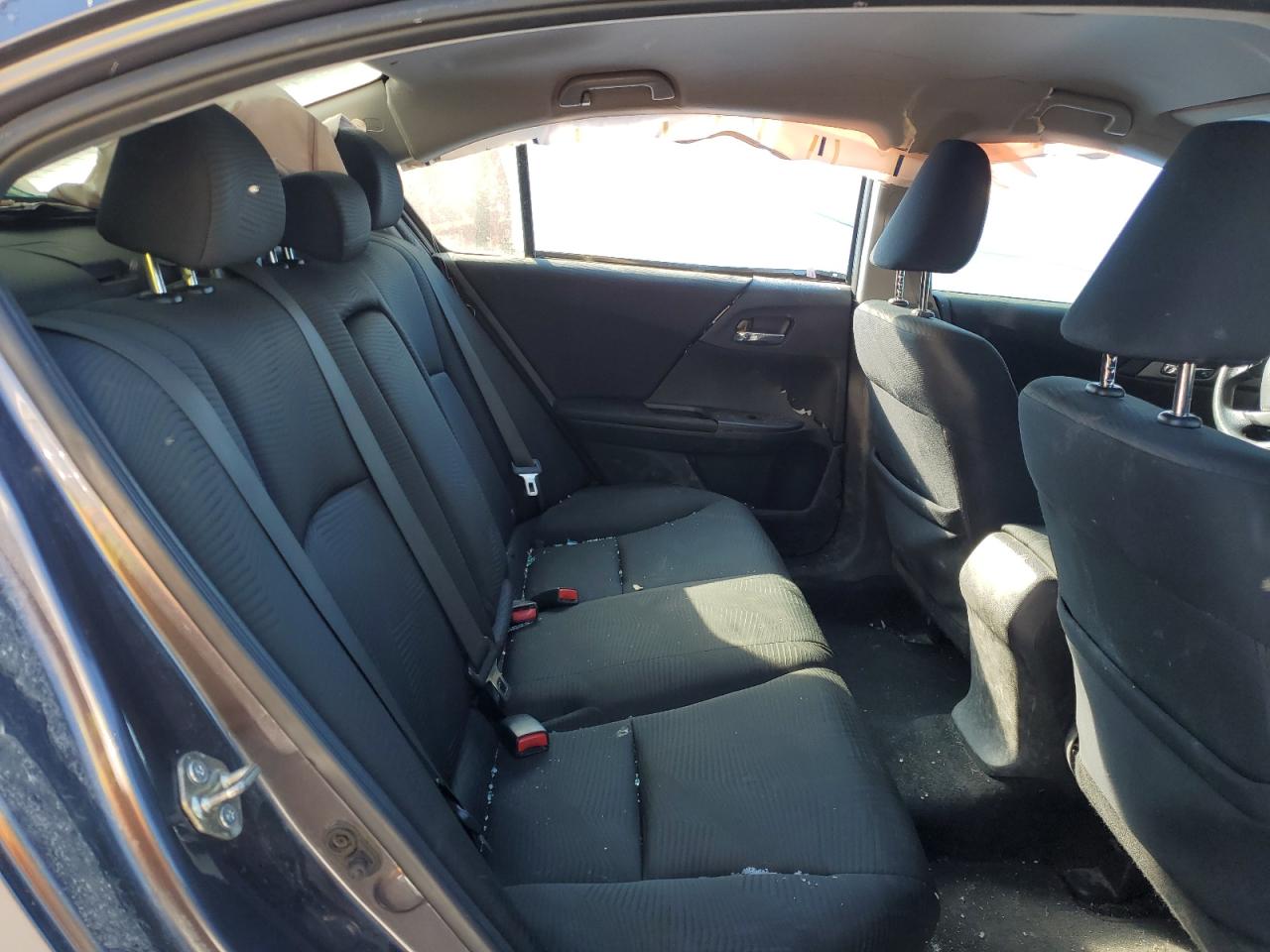 2015 Honda Accord VIN 1HGCR2F37FA000145 Copart auction photo, side / front end damage thumbnail 11