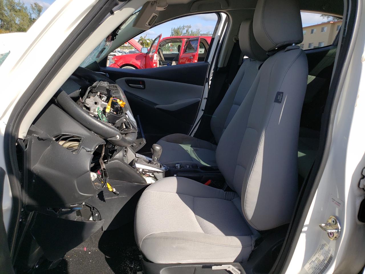 2020 Toyota Yaris VIN 3MYDLBYV1LY716020 Copart auction photo, front end damage thumbnail 7