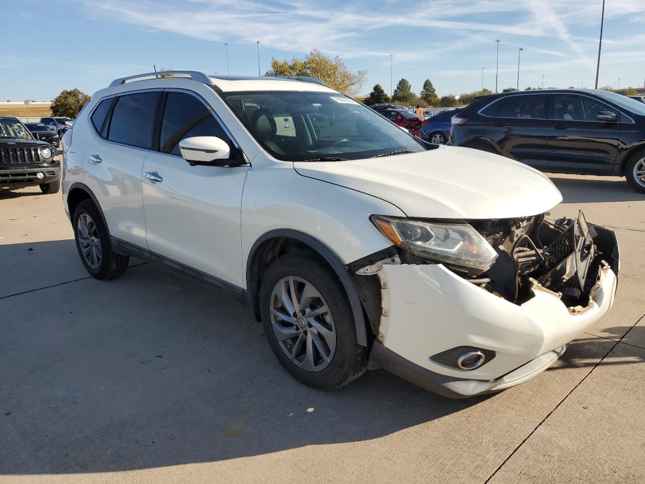 2016 Nissan Rogue VIN 5N1AT2MV4GC736408 Copart auction photo, front end / minor dent/scratches damage thumbnail 4