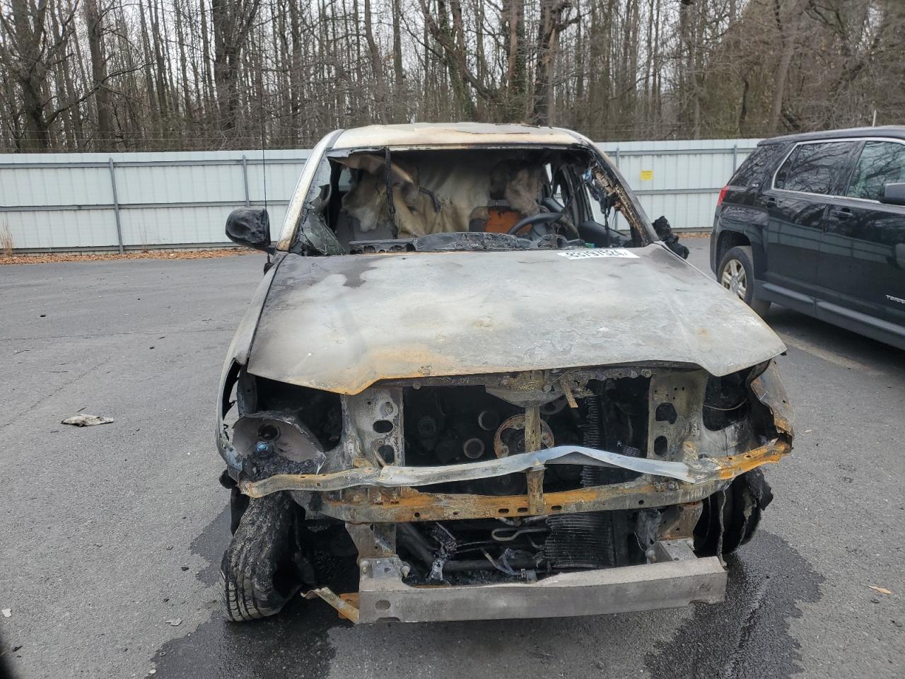 2014 Toyota Tacoma VIN 5TFJX4GN5EX029047 Copart auction photo, burn - engine damage thumbnail 5