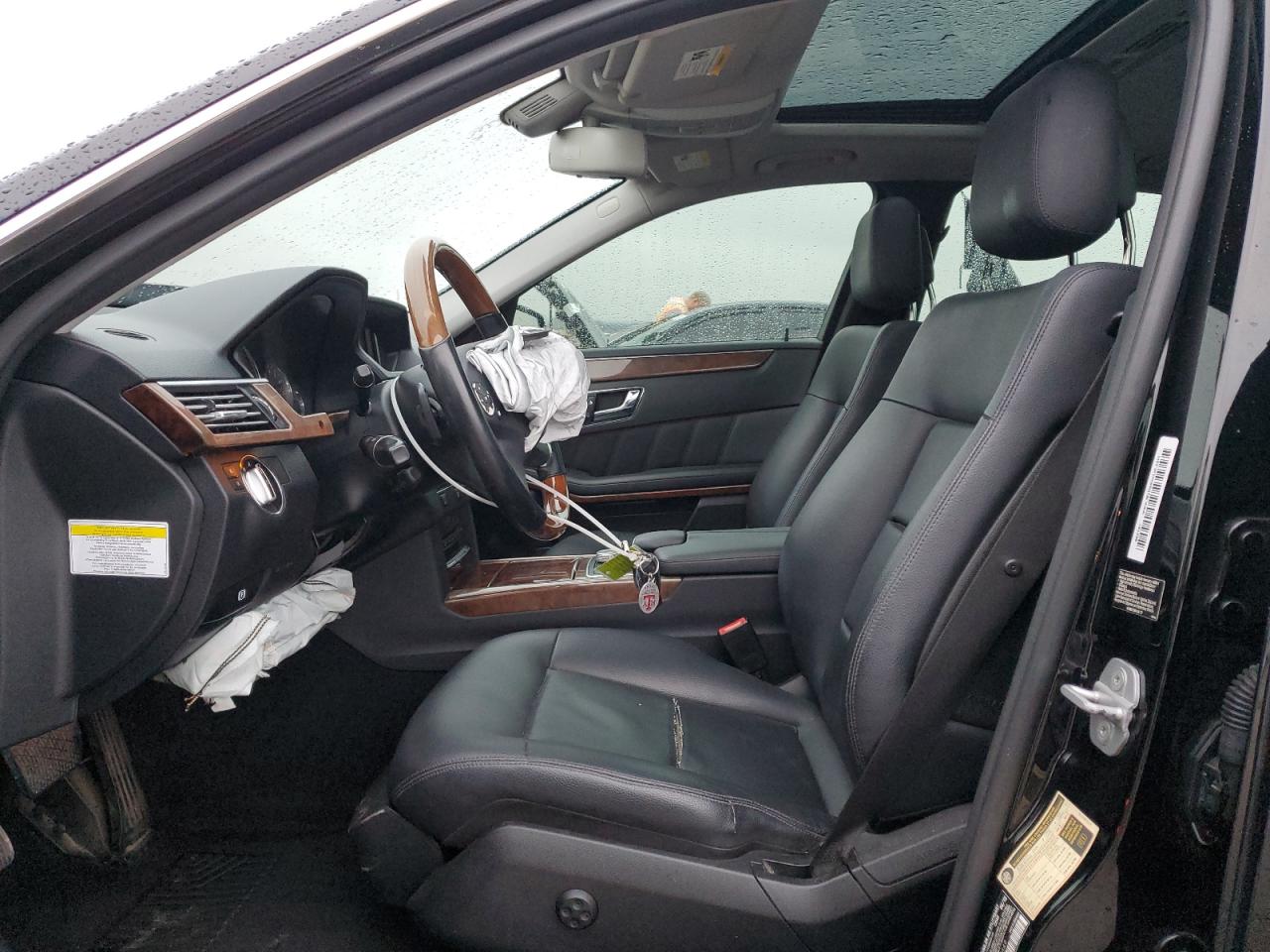 2010 Mercedes-Benz E-klasse VIN WDDHF5GB7AA243649 Copart auction photo, front end / side damage thumbnail 7