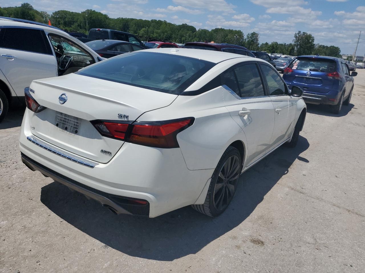 2019 Nissan Altima VIN 1N4BL4CW3KC141840 Copart auction photo, side damage thumbnail 3