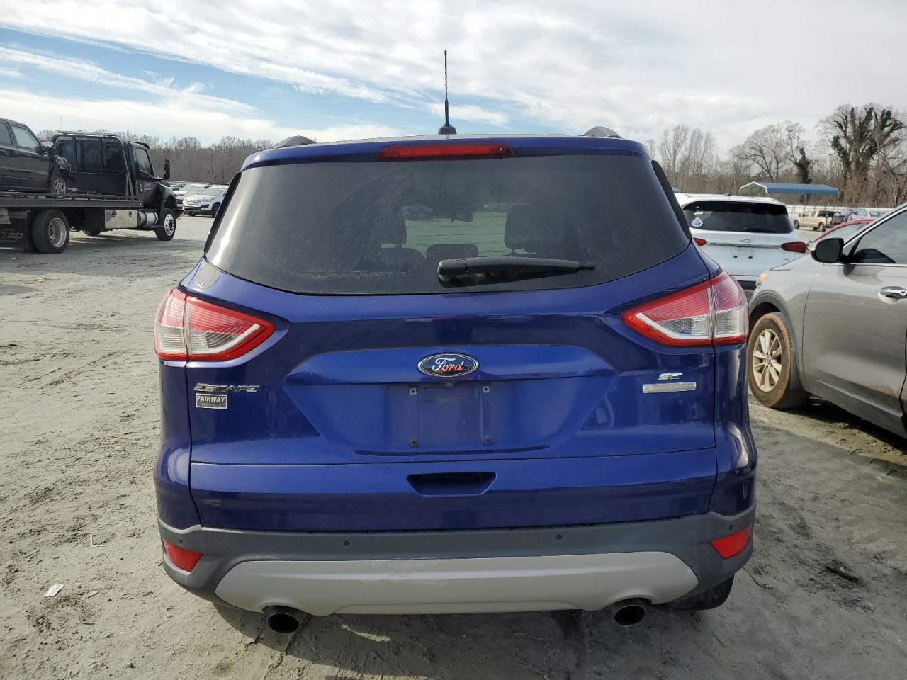 2016 Ford Escape VIN 1FMCU0GX9GUB03341 Copart auction photo, front end damage thumbnail 6