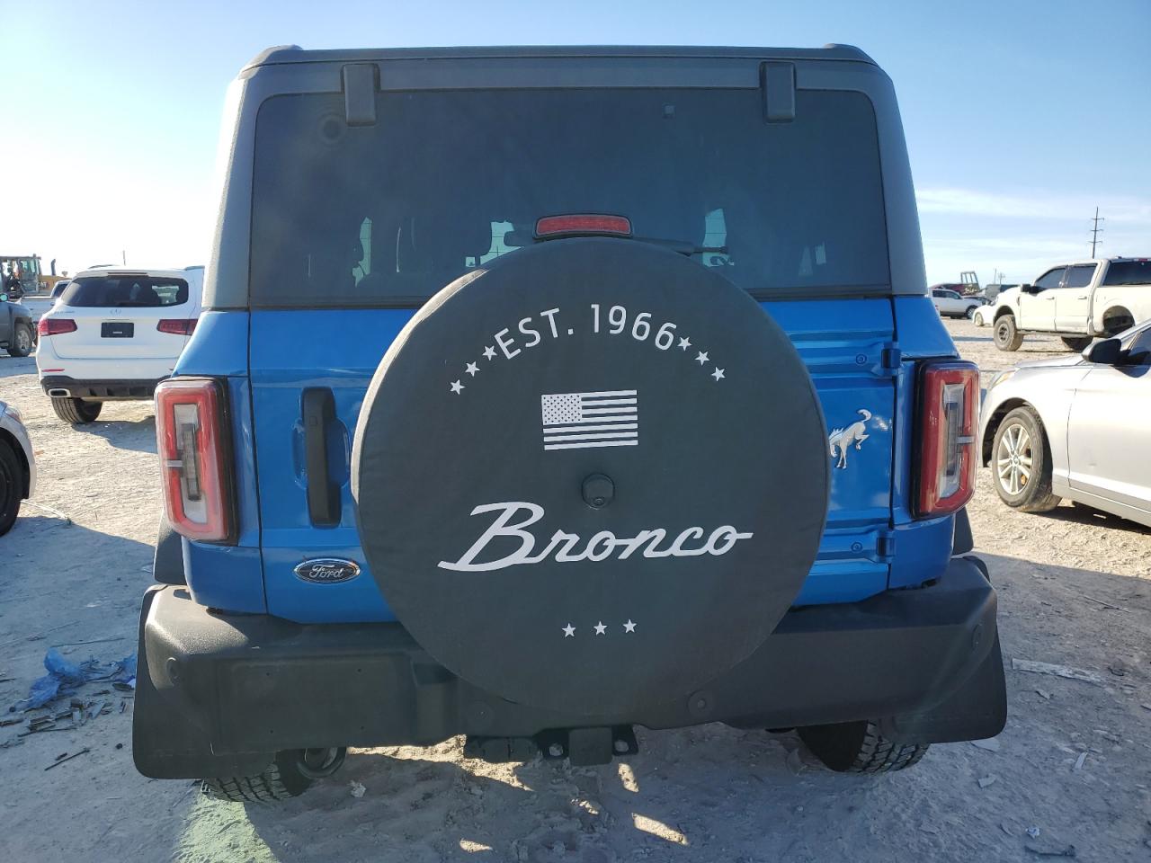 2021 Ford Bronco VIN 1FMDE5AP6MLA77614 Copart auction photo, all over damage thumbnail 6