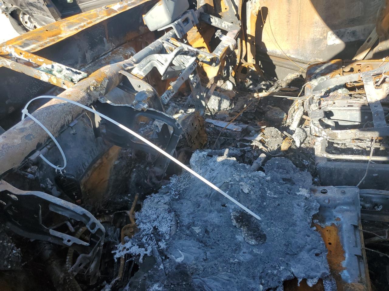 2014 RAM 1500 VIN 1C6RR6FT6ES211241 Copart auction photo, burn damage thumbnail 7