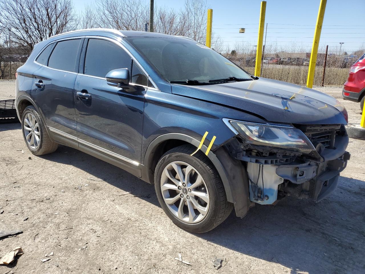 2017 Lincoln MKC VIN 5LMCJ2D99HUL00633 Copart auction photo, front end / minor dent/scratches damage thumbnail 4