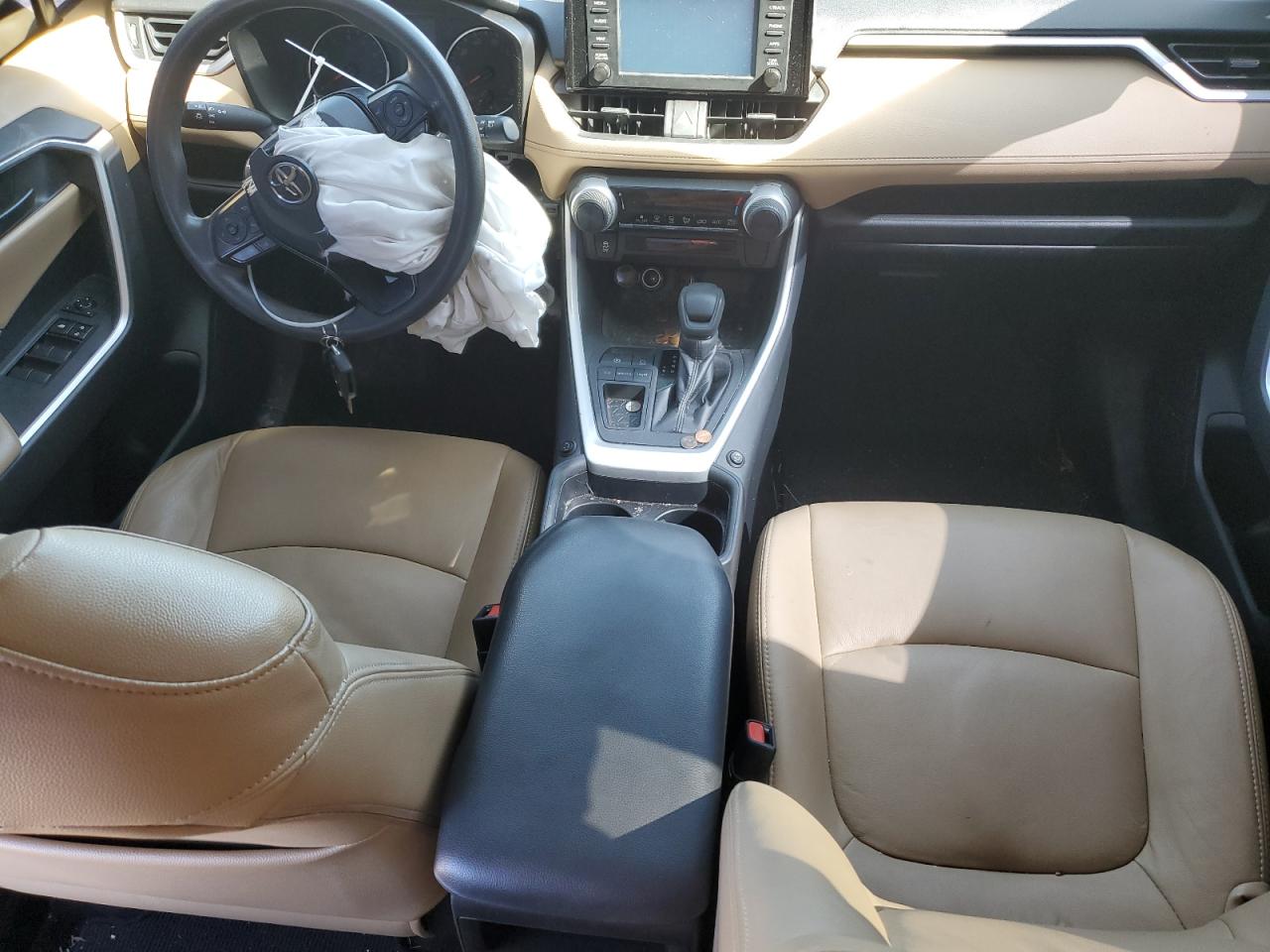 2019 Toyota RAV 4 VIN 2T3H1RFV9KW050000 Copart auction photo, front end damage thumbnail 8