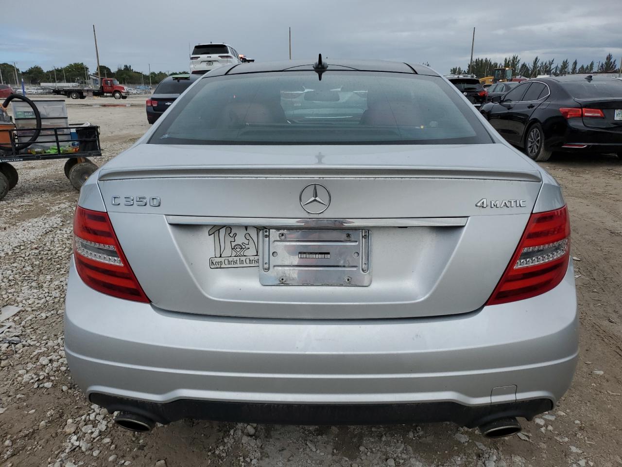 2015 Mercedes-Benz C-klasse VIN WDDGJ8JB0FG369733 Copart auction photo, minor dent/scratches / mechanical damage thumbnail 6