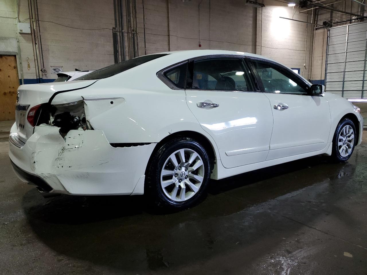 2016 Nissan Altima VIN 1N4AL3AP2GC205682 Copart auction photo, rear end damage thumbnail 3