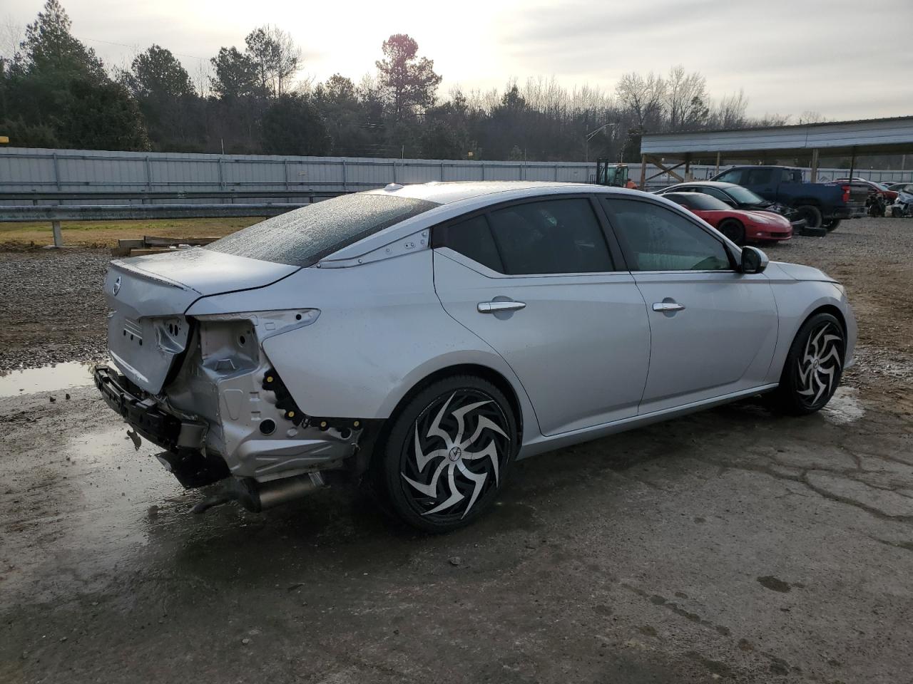 2019 Nissan Altima VIN 1N4BL4BV3KN308372 Copart auction photo, rear end damage thumbnail 3