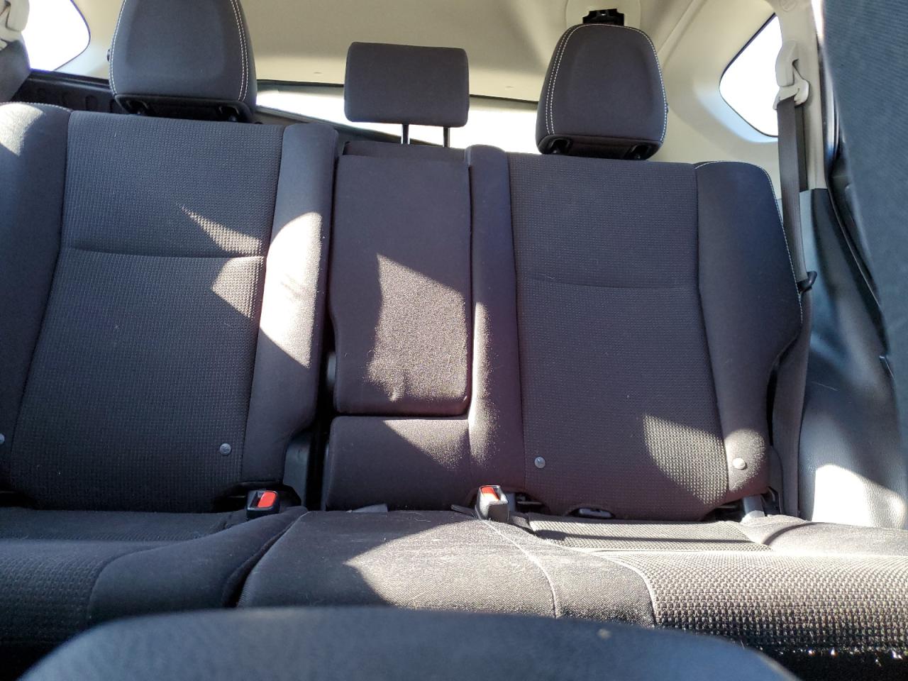 2018 Toyota RAV 4 VIN JTMRFREV7JJ211884 Copart auction photo, all over damage thumbnail 10