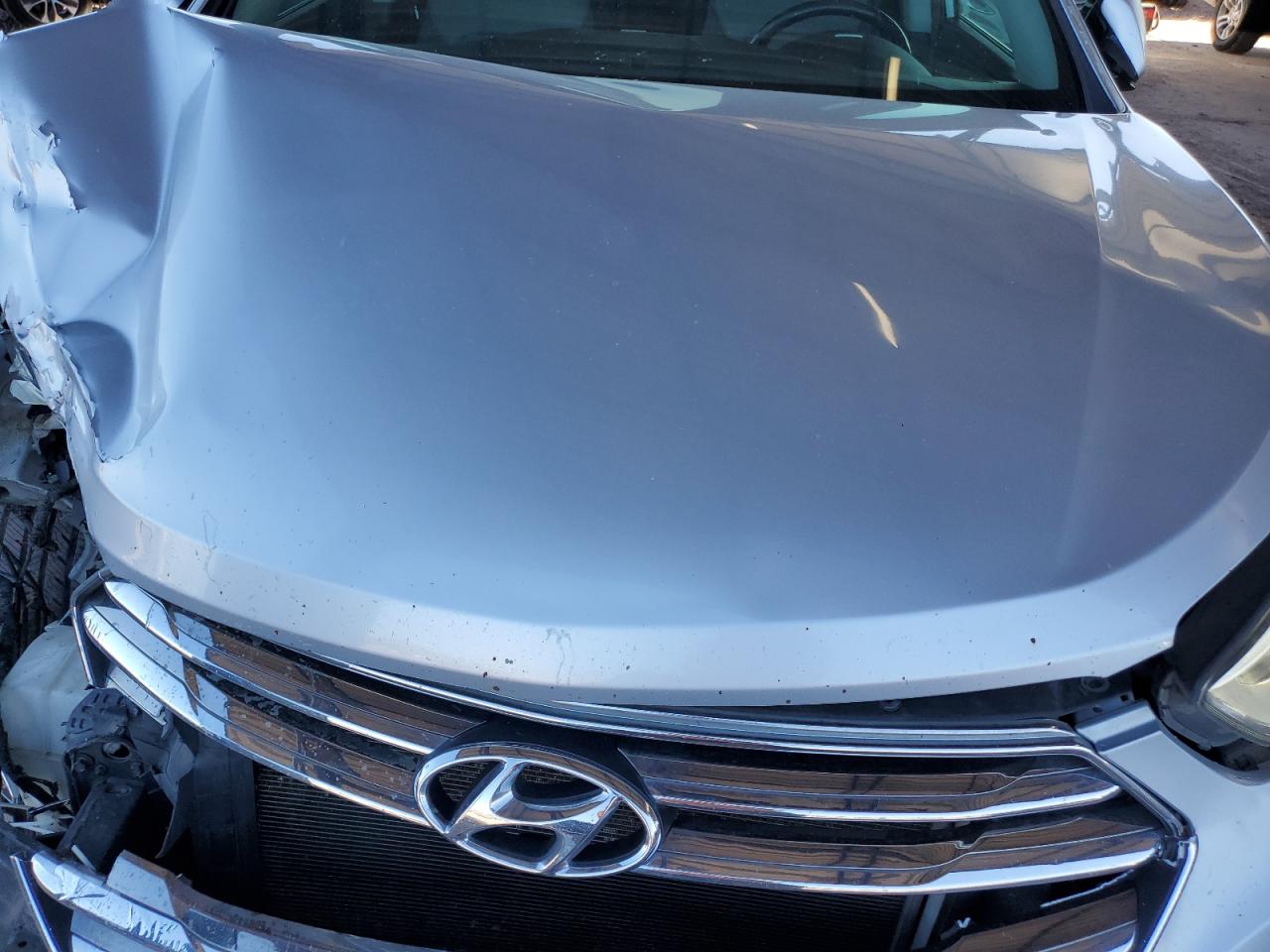 2015 Hyundai Santa Fe VIN KM8SRDHF6FU094784 Copart auction photo, front end / side damage thumbnail 12