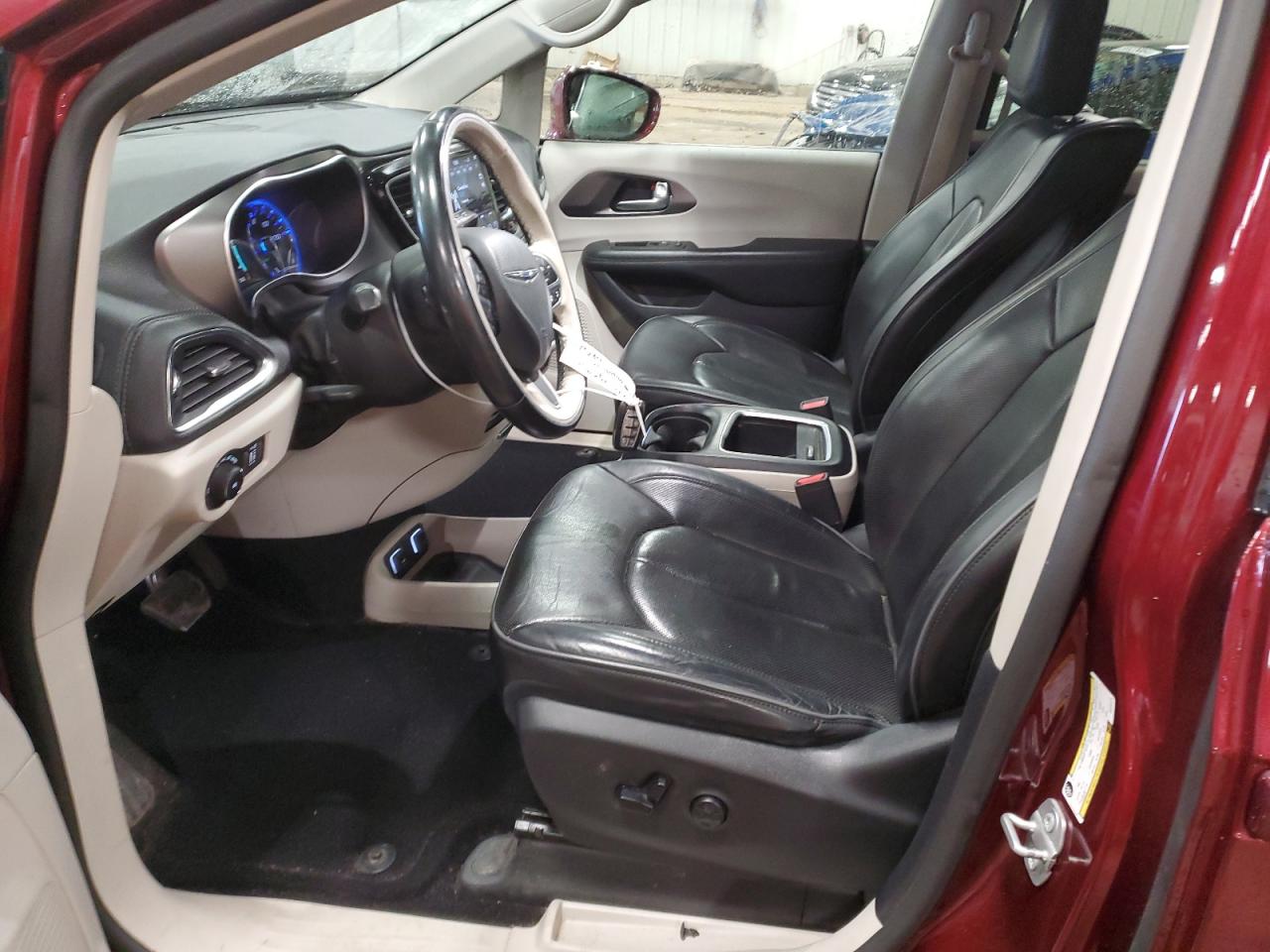 2019 Chrysler Pacifica VIN 2C4RC1GG3KR655575 Copart auction photo, front end damage thumbnail 7