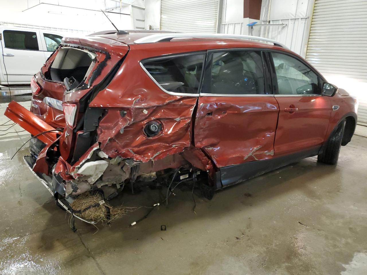 2015 Ford Escape VIN 1FMCU9J92FUB98113 Copart auction photo, rear end / side damage thumbnail 3