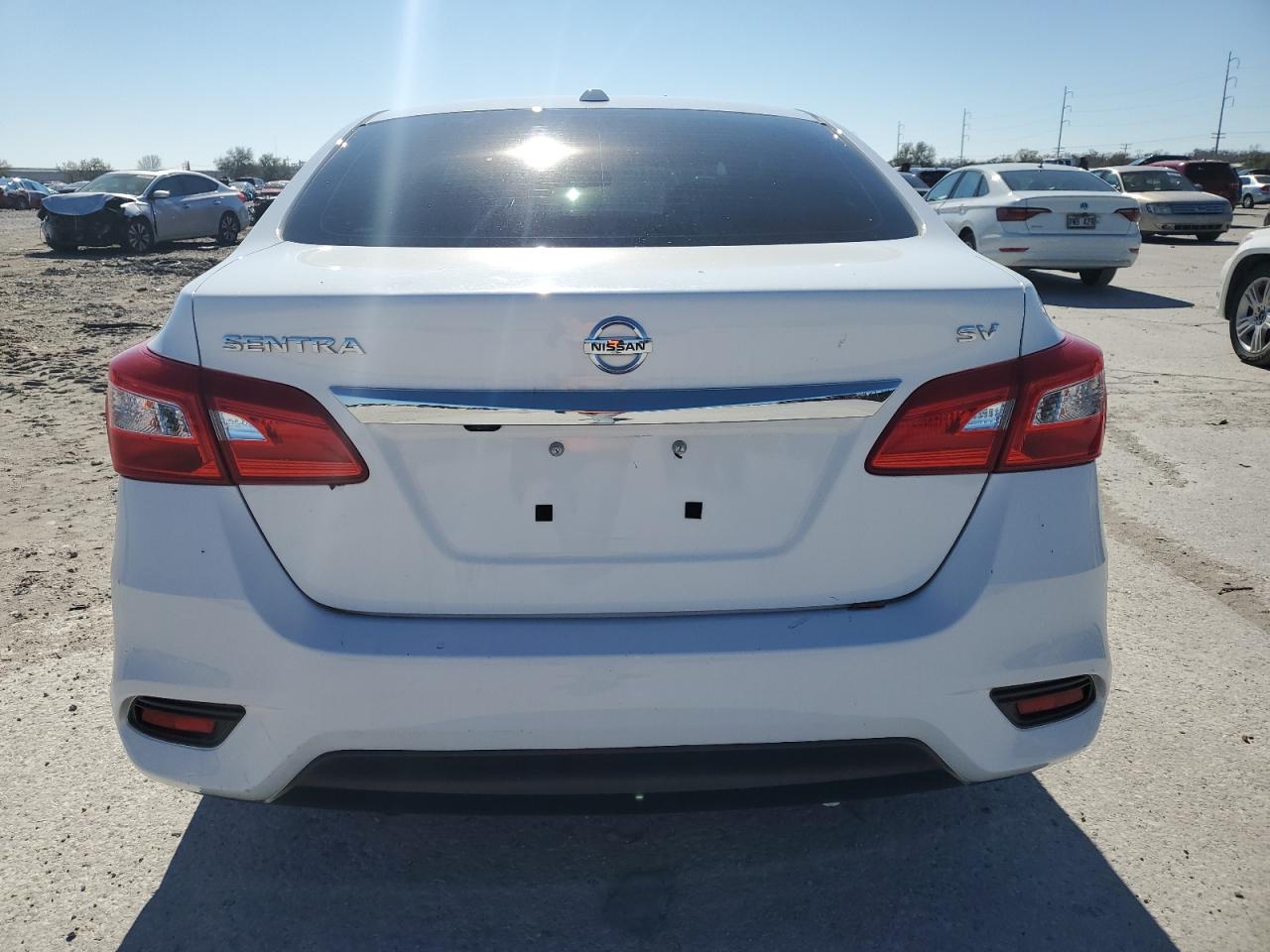 2018 Nissan Sentra VIN 3N1AB7AP6JY215234 Copart auction photo, normal wear damage thumbnail 6