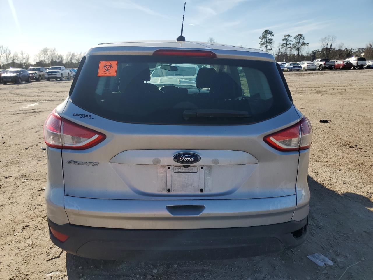 2016 Ford Escape VIN 1FMCU0F73GUC41376 Copart auction photo, front end / side damage thumbnail 6