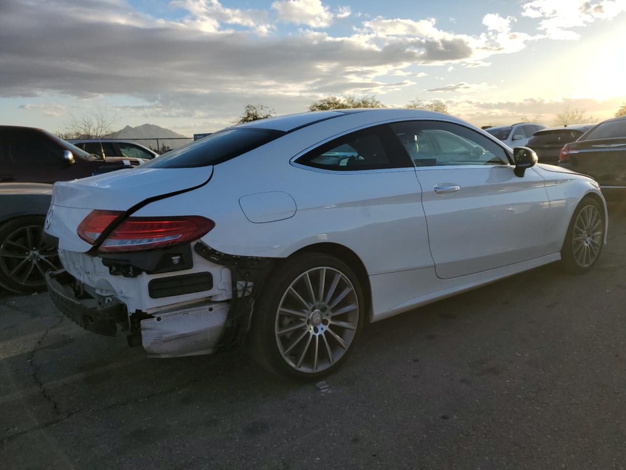 2017 Mercedes-Benz C-klasse VIN WDDWJ4JB8HF358637 Copart auction photo, rear end damage thumbnail 3