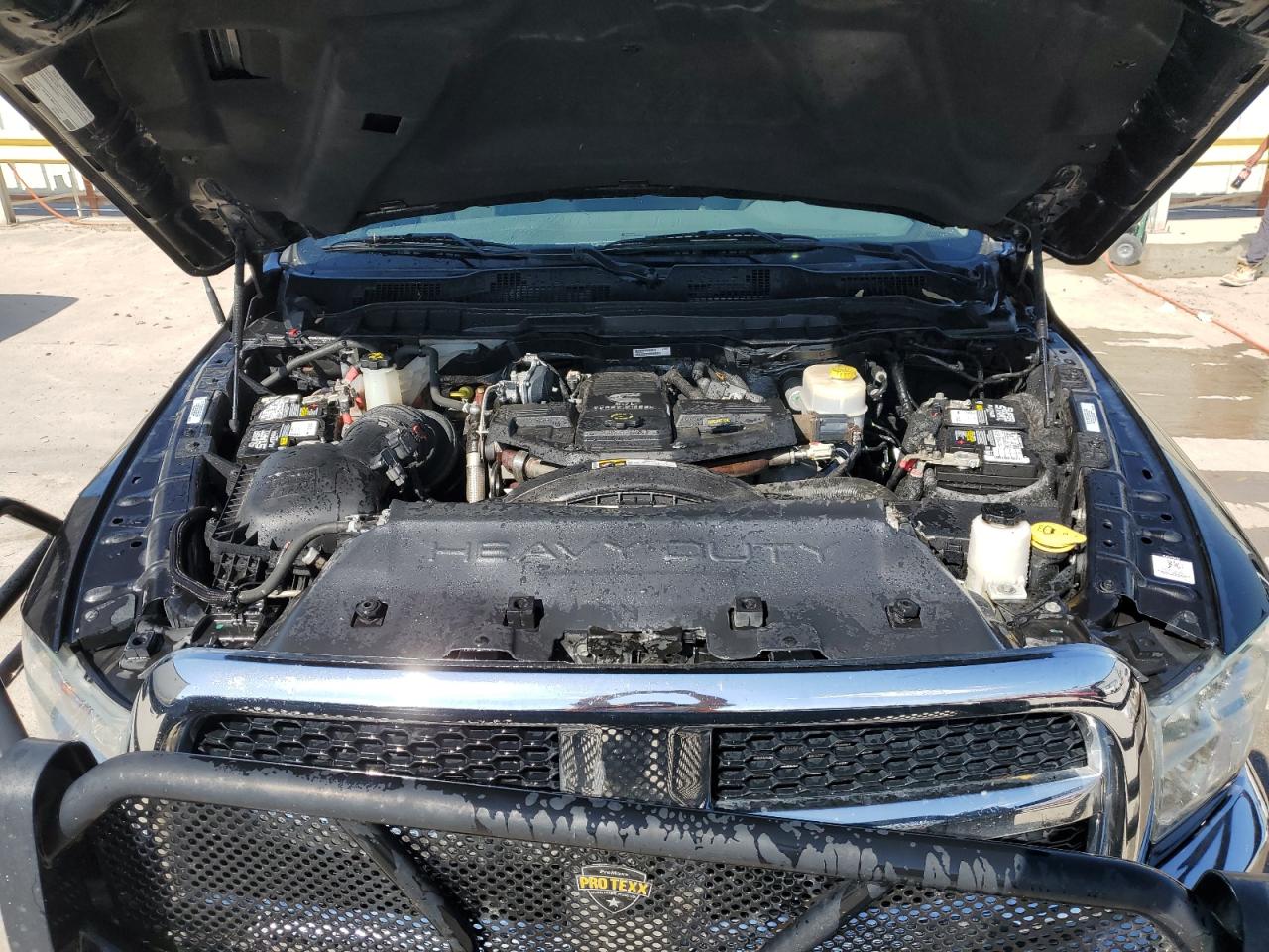 2016 RAM 2500 VIN 3C6UR5CL7GG161582 Copart auction photo, all over damage thumbnail 11