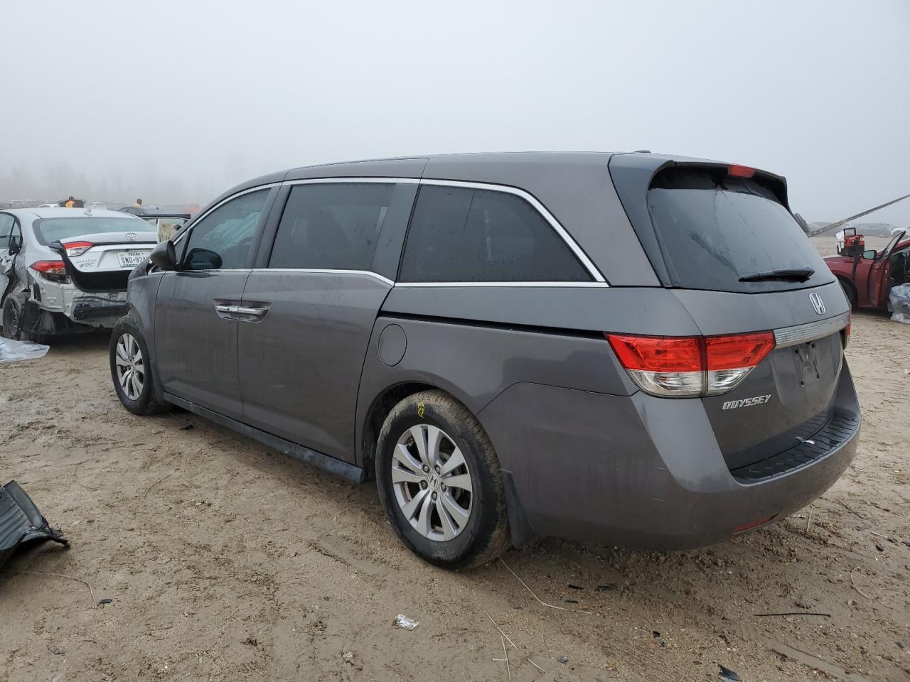 2015 Honda Odyssey VIN 5FNRL5H60FB122016 Copart auction photo, front end / minor dent/scratches damage thumbnail 2