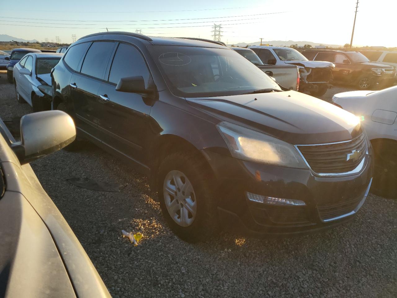 2017 Chevrolet Traverse VIN 1GNKRFKD5HJ318582 Copart auction photo, side damage thumbnail 4
