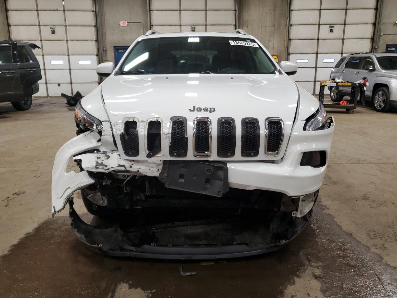 2017 Jeep Grand Cherokee VIN 1C4PJMCS8HW505745 Copart auction photo, front end damage thumbnail 5