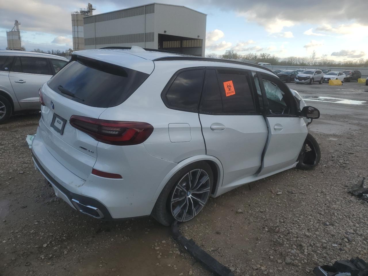 2022 BMW X5 VIN 5UXCR6C04N9M45490 Copart auction photo, biohazard/chemical damage thumbnail 3