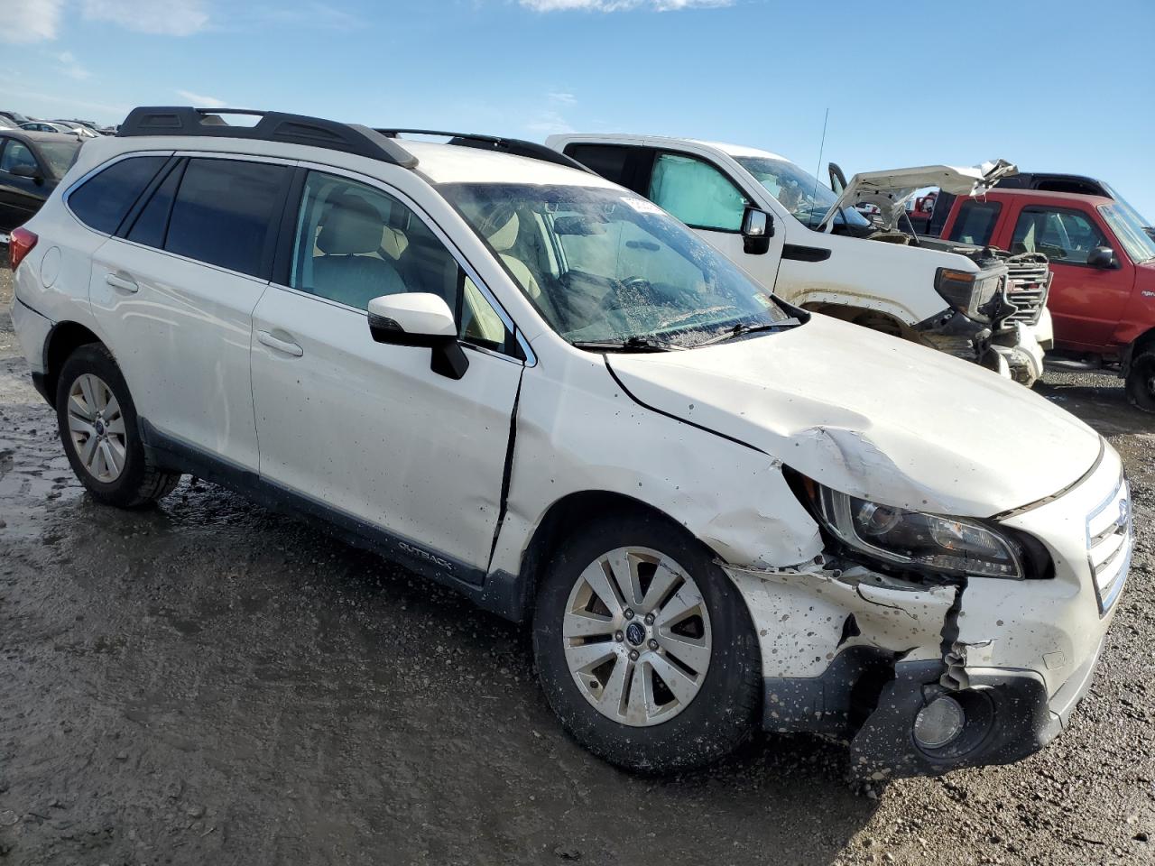 2015 Subaru Outback VIN 4S4BSAFC6F3246953 Copart auction photo, front end / minor dent/scratches damage thumbnail 4