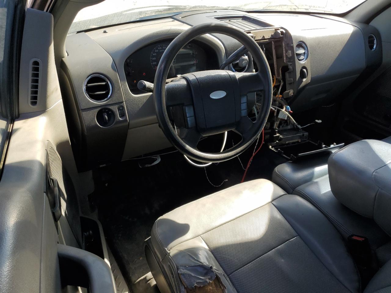 2007 Ford F-150 VIN 1FTRX12W97NA60933 Copart auction photo, all over / minor dent/scratches damage thumbnail 8