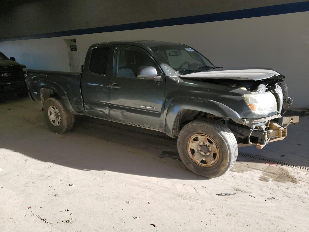 2009 Toyota Tacoma VIN 5TEUU42NX9Z633818 Copart auction photo, front end damage thumbnail 4