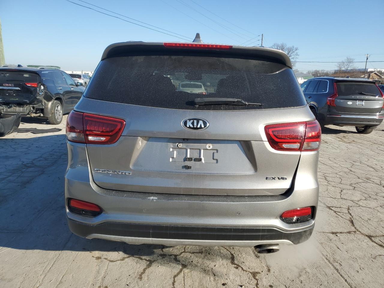 2019 KIA Sorento VIN 5XYPHDA56KG479000 Copart auction photo, side / minor dent/scratches damage thumbnail 6